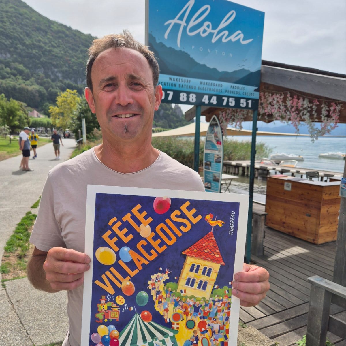 Aloha Ponton pr&eacute;sente l'affiche 2026 de la F&ecirc;te Villageoise